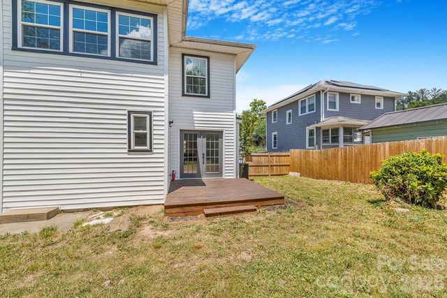131 Woodrow Avenue, Asheville, NC 28801