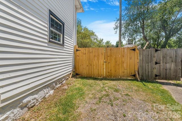 131 Woodrow Avenue, Asheville, NC 28801