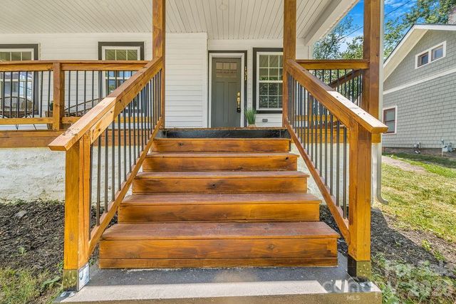 131 Woodrow Avenue, Asheville, NC 28801