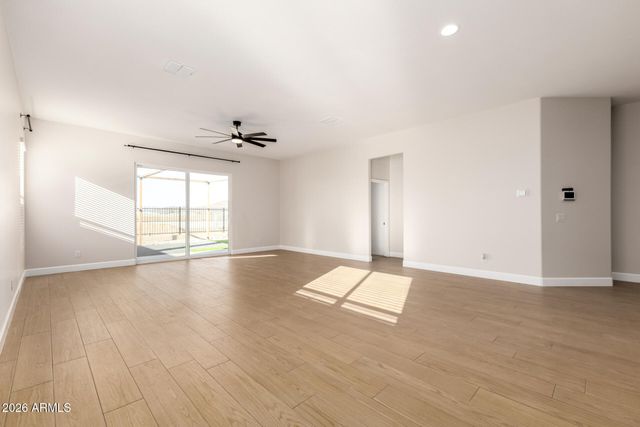 15612 W SMOKETREE Drive, Surprise, AZ 85387