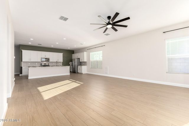 15612 W SMOKETREE Drive, Surprise, AZ 85387