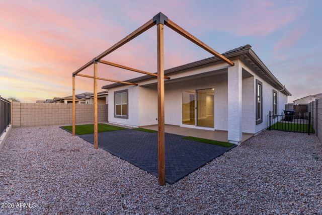 15612 W SMOKETREE Drive, Surprise, AZ 85387