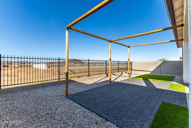 15612 W SMOKETREE Drive, Surprise, AZ 85387