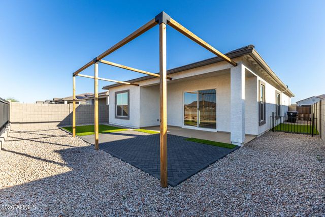 15612 W SMOKETREE Drive, Surprise, AZ 85387