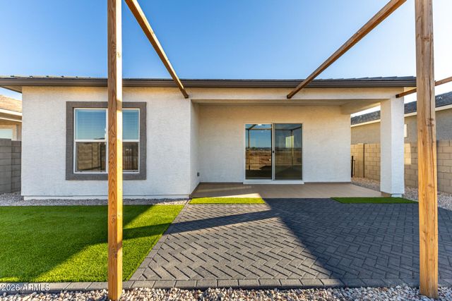 15612 W SMOKETREE Drive, Surprise, AZ 85387