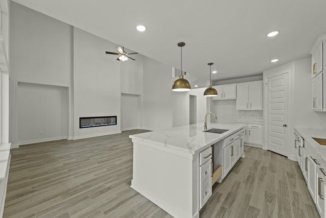 337 Horsemint LN, Georgetown, TX 78633