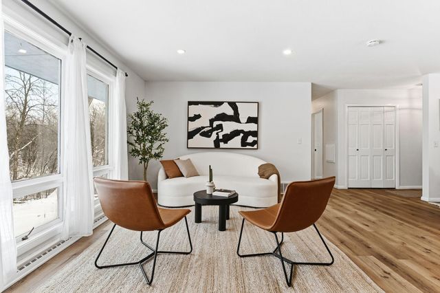 11216 Minnetonka Boulevard, Minnetonka, MN 55305