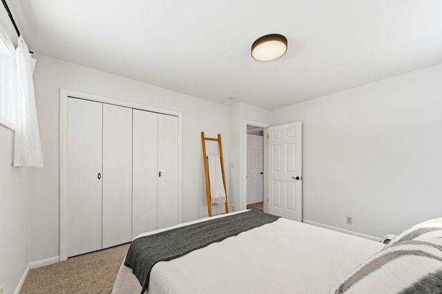 11216 Minnetonka Boulevard, Minnetonka, MN 55305