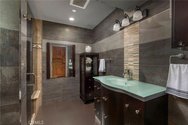 16255 Pacific Circle 203, Huntington Beach, CA 92649