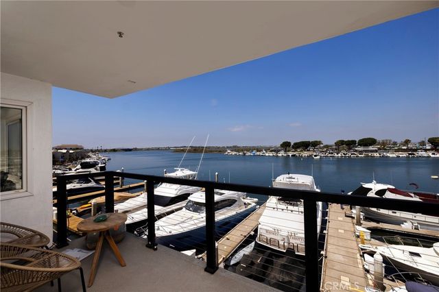 16255 Pacific Circle 203, Huntington Beach, CA 92649