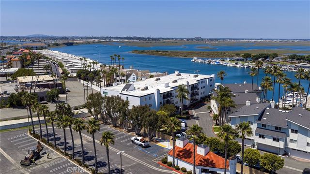 16255 Pacific Circle 203, Huntington Beach, CA 92649