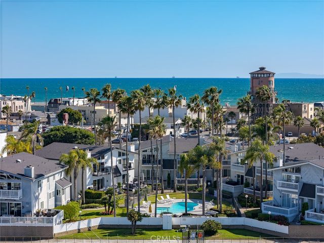 16255 Pacific Circle 203, Huntington Beach, CA 92649