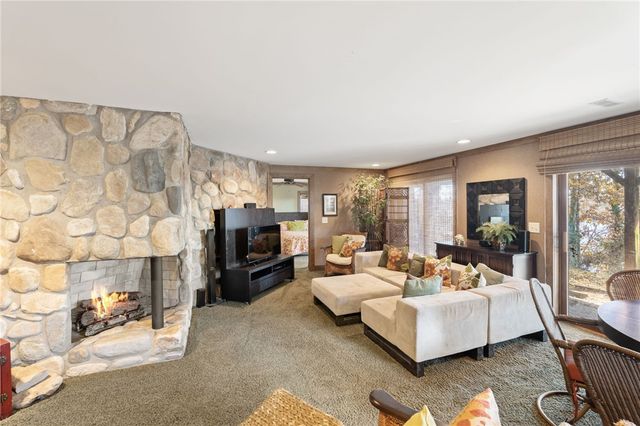 231 Perry Circle, Townville, SC 29689
