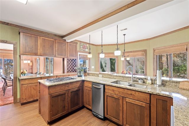 231 Perry Circle, Townville, SC 29689