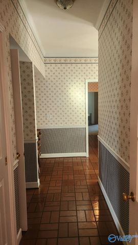 1708 W Market Street, Athens, AL 35611