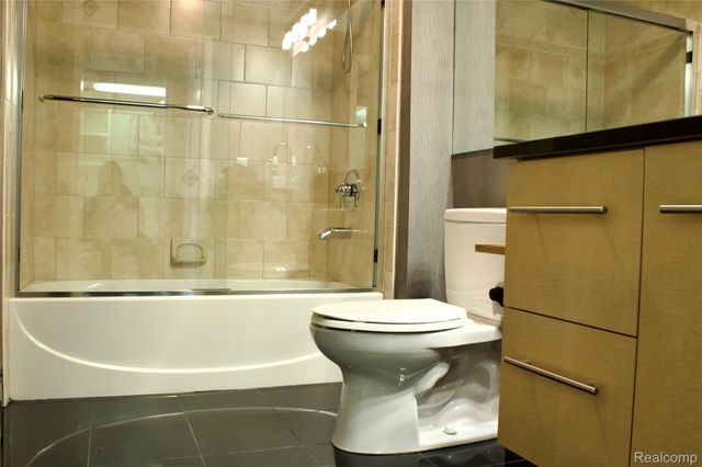 111 N Main Street 204, Royal Oak Charter Township, MI 48067