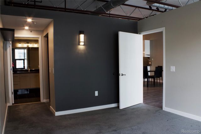 111 N Main Street 204, Royal Oak Charter Township, MI 48067