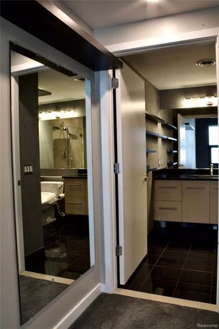 111 N Main Street 204, Royal Oak Charter Township, MI 48067