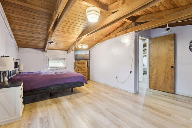 1208 DARCY ROAD, Lady Lake, FL 32159