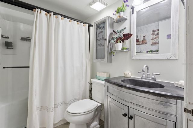 1208 DARCY ROAD, Lady Lake, FL 32159