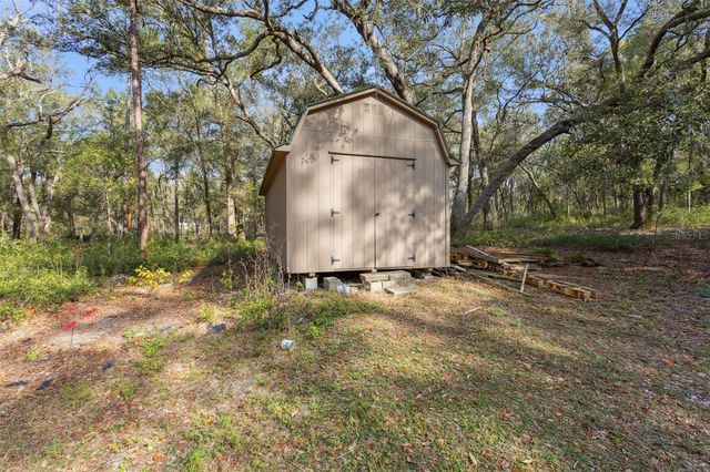 1208 DARCY ROAD, Lady Lake, FL 32159