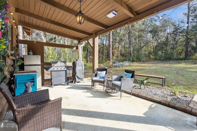 1208 DARCY ROAD, Lady Lake, FL 32159