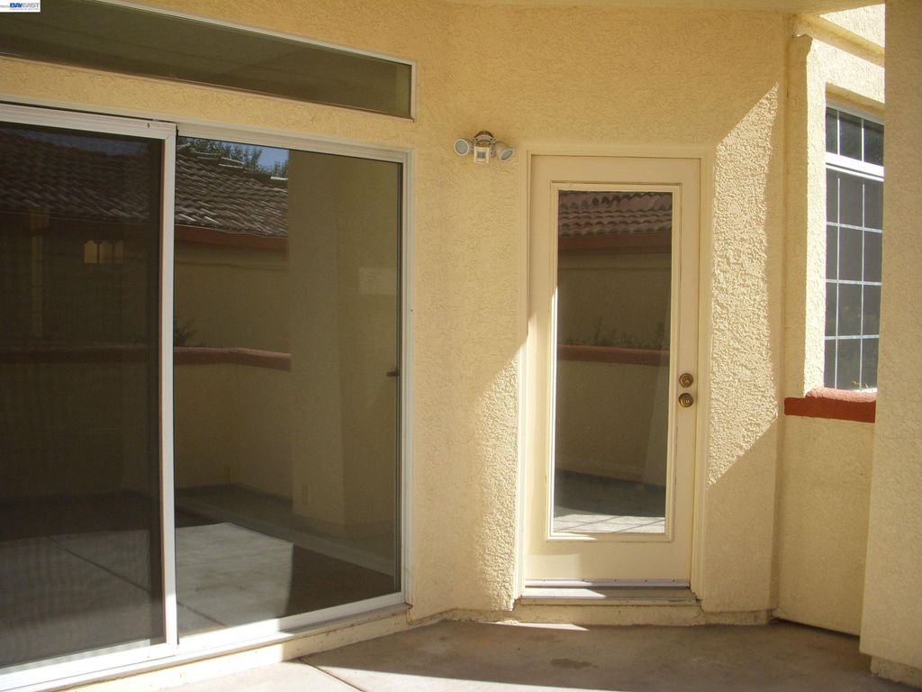 7145 Dublin Meadows St D, Dublin, CA 94568