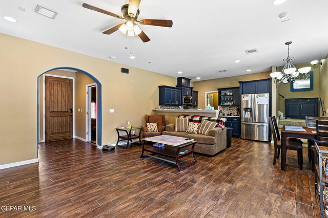 2244 Honour Point Place, El Paso, TX 79938