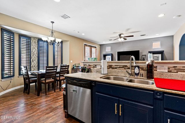 2244 Honour Point Place, El Paso, TX 79938