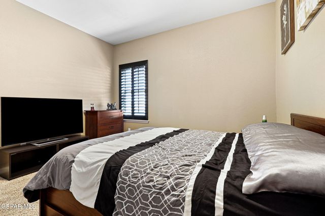 2244 Honour Point Place, El Paso, TX 79938