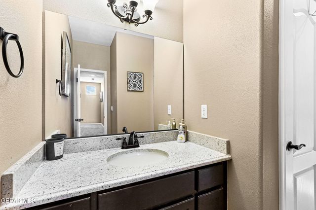 2244 Honour Point Place, El Paso, TX 79938