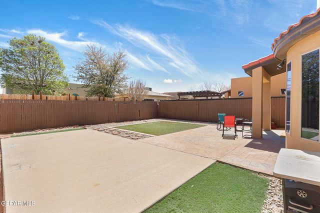 2244 Honour Point Place, El Paso, TX 79938