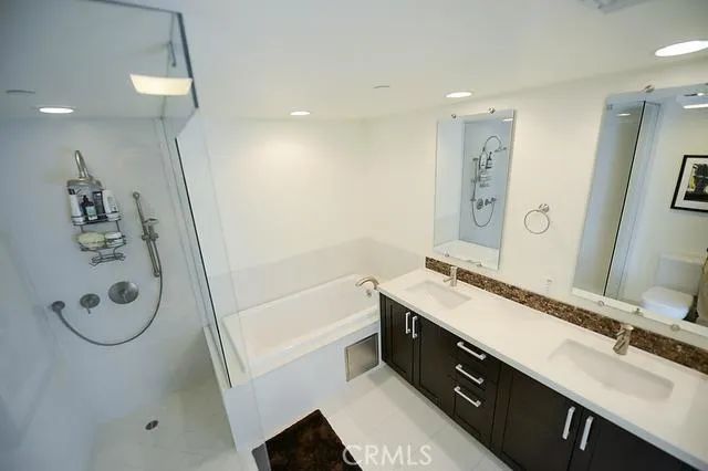7133 Hawthorn Avenue 202, Hollywood, CA 90046