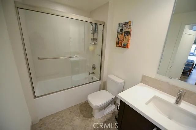 7133 Hawthorn Avenue 202, Hollywood, CA 90046