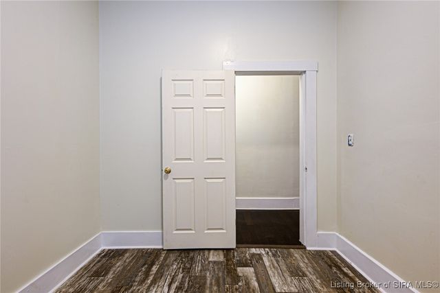 1817 E Oak St, New Albany, IN 47150