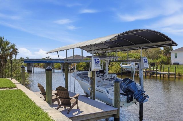 1022 BEEKMAN CIRCLE, Port Charlotte, FL 33953