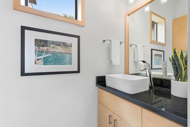 2608 Del Curto RD 3, Austin, TX 78704
