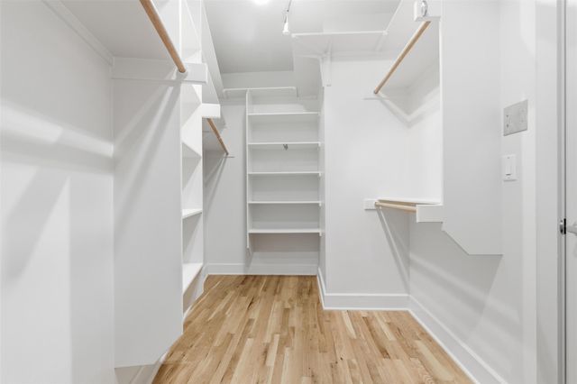 2608 Del Curto RD 3, Austin, TX 78704