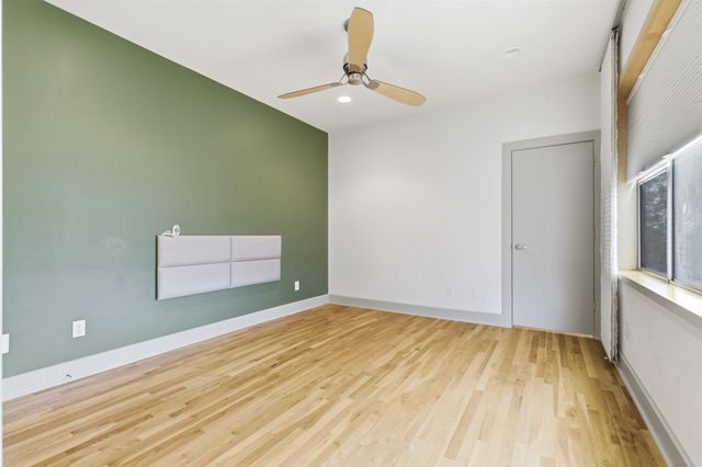 2608 Del Curto RD 3, Austin, TX 78704