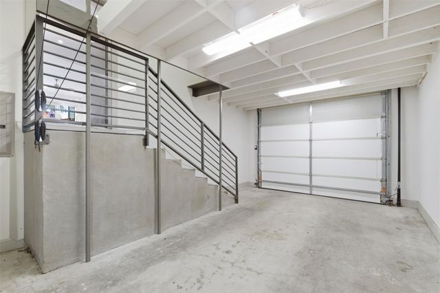 2608 Del Curto RD 3, Austin, TX 78704
