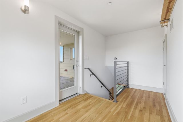 2608 Del Curto RD 3, Austin, TX 78704