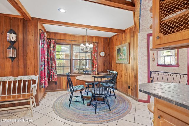 200 W Kenwood Dr, Louisville, KY 40214