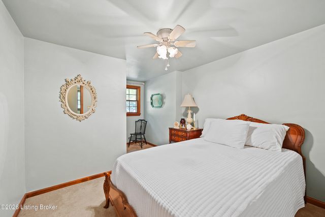 200 W Kenwood Dr, Louisville, KY 40214