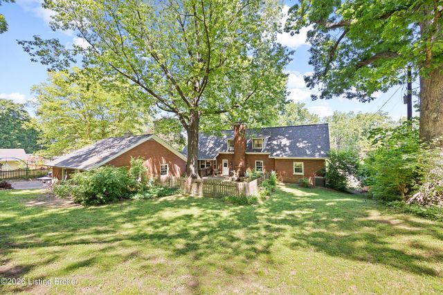 200 W Kenwood Dr, Louisville, KY 40214
