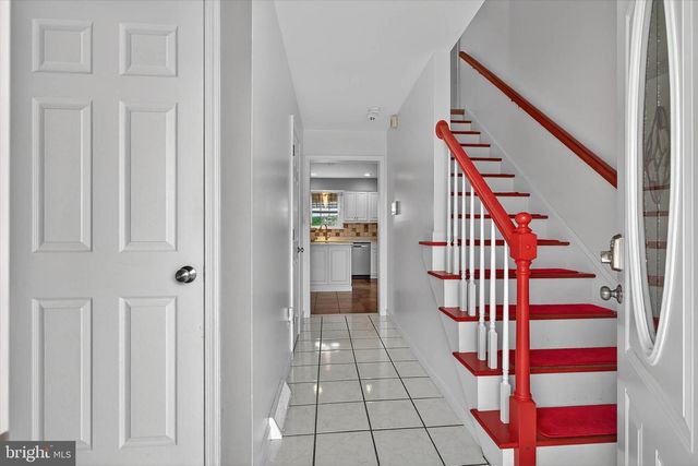 1707 CROSSFIELD DR, Lancaster, PA 17603