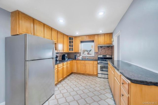 1316 Standard Avenue, Elmont, NY 11003