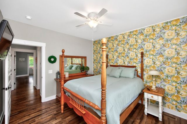 106 Renee Ct, Cottontown, TN 37048
