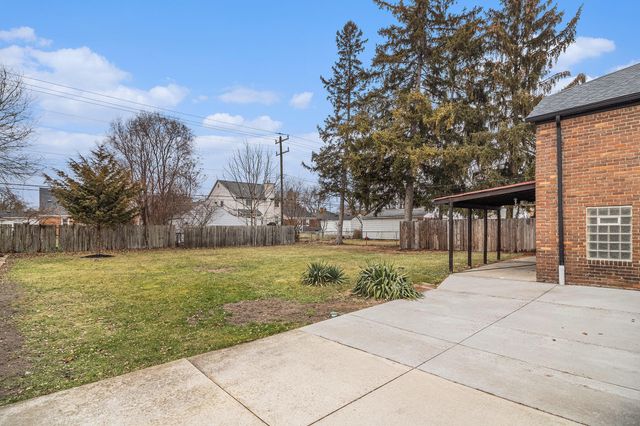 6953 Mayburn Street, Dearborn Heights City, MI 48127