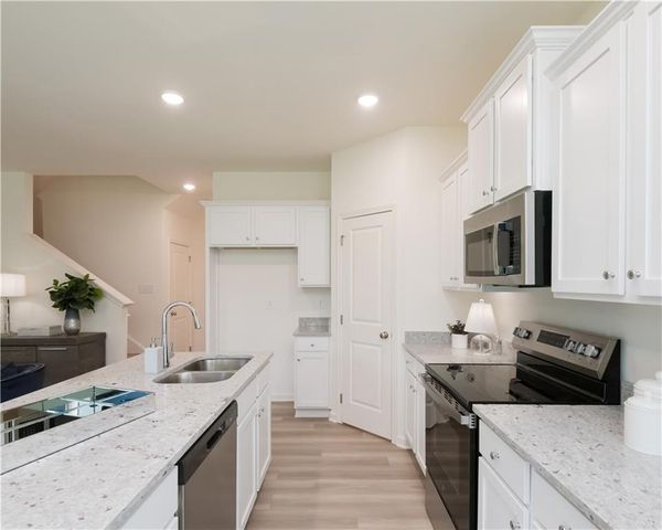 2540 RIVERSIDE Road, Conyers, GA 30013