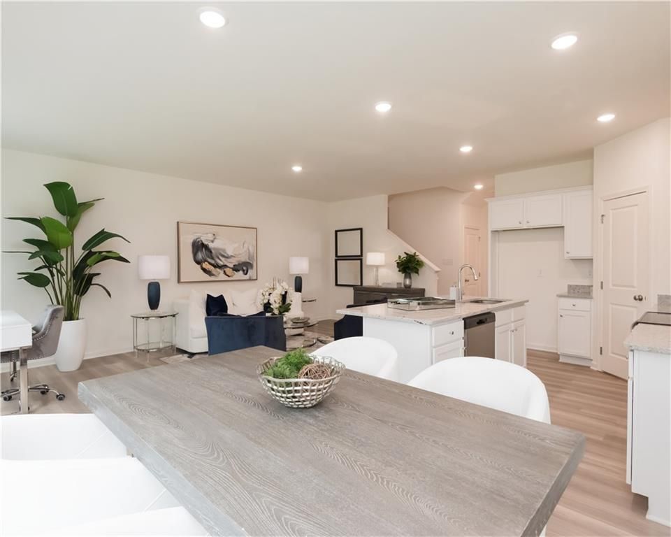 2540 RIVERSIDE Road, Conyers, GA 30013